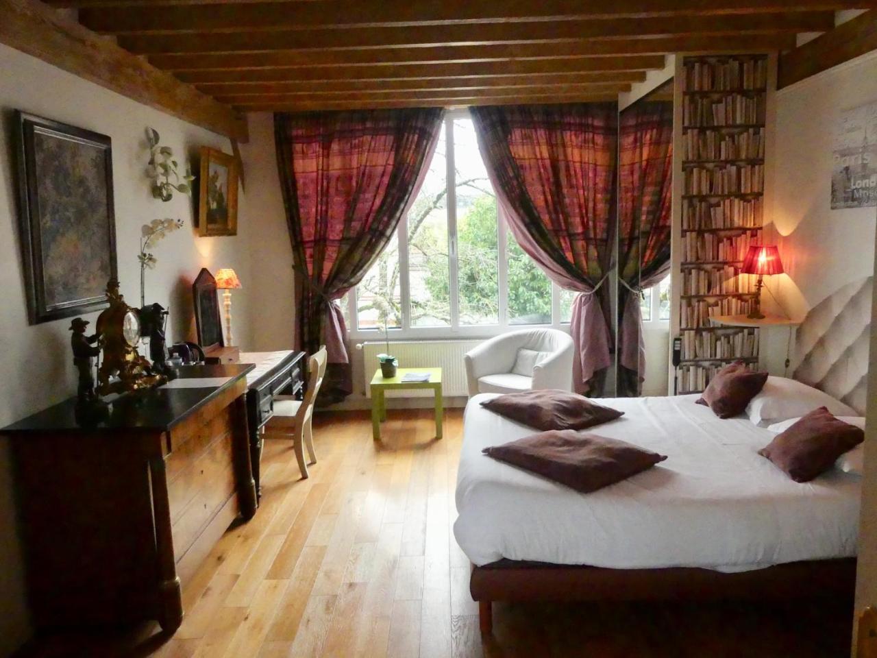 Bed and Breakfast Le Sechoir A Tabac Orléans Exterior foto